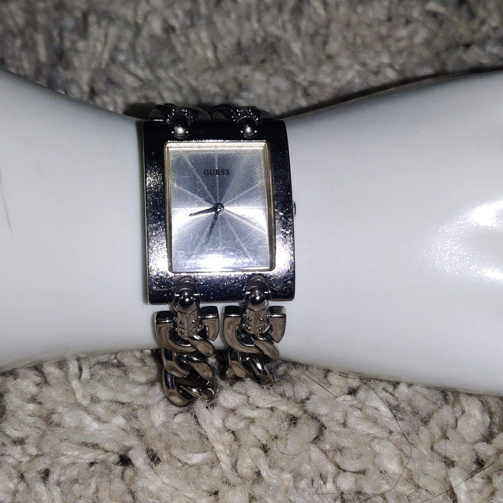 GUESS Women's G75916L Brilliance on Links Silver-Tone Watch with Link Bracelets